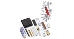 Набор нож для выживания Victorinox Survival Kit 1.8812 (Наборы с фонариком)