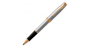 Ручка-роллер Parker 1931506 Essential Sonnet Stainless Steel GT. Цвет письма-черный, линия письма – тонкая,  в подарочной упаковке